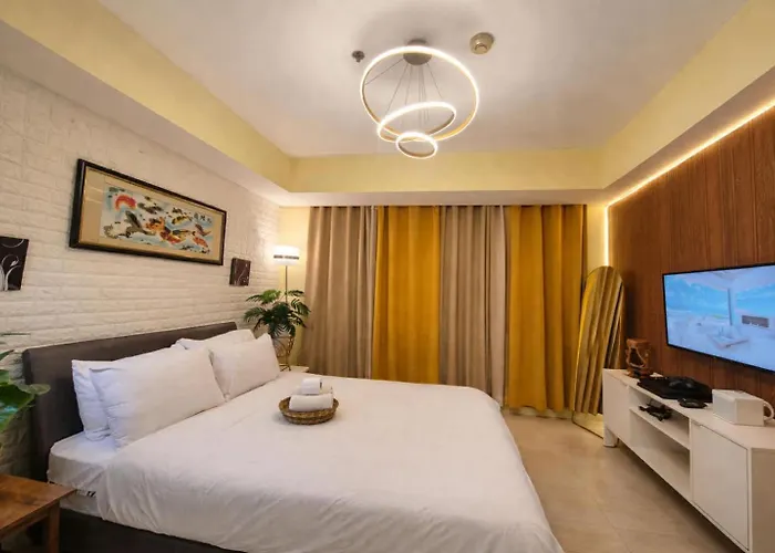 Hotel Cheap Staycation Azure *